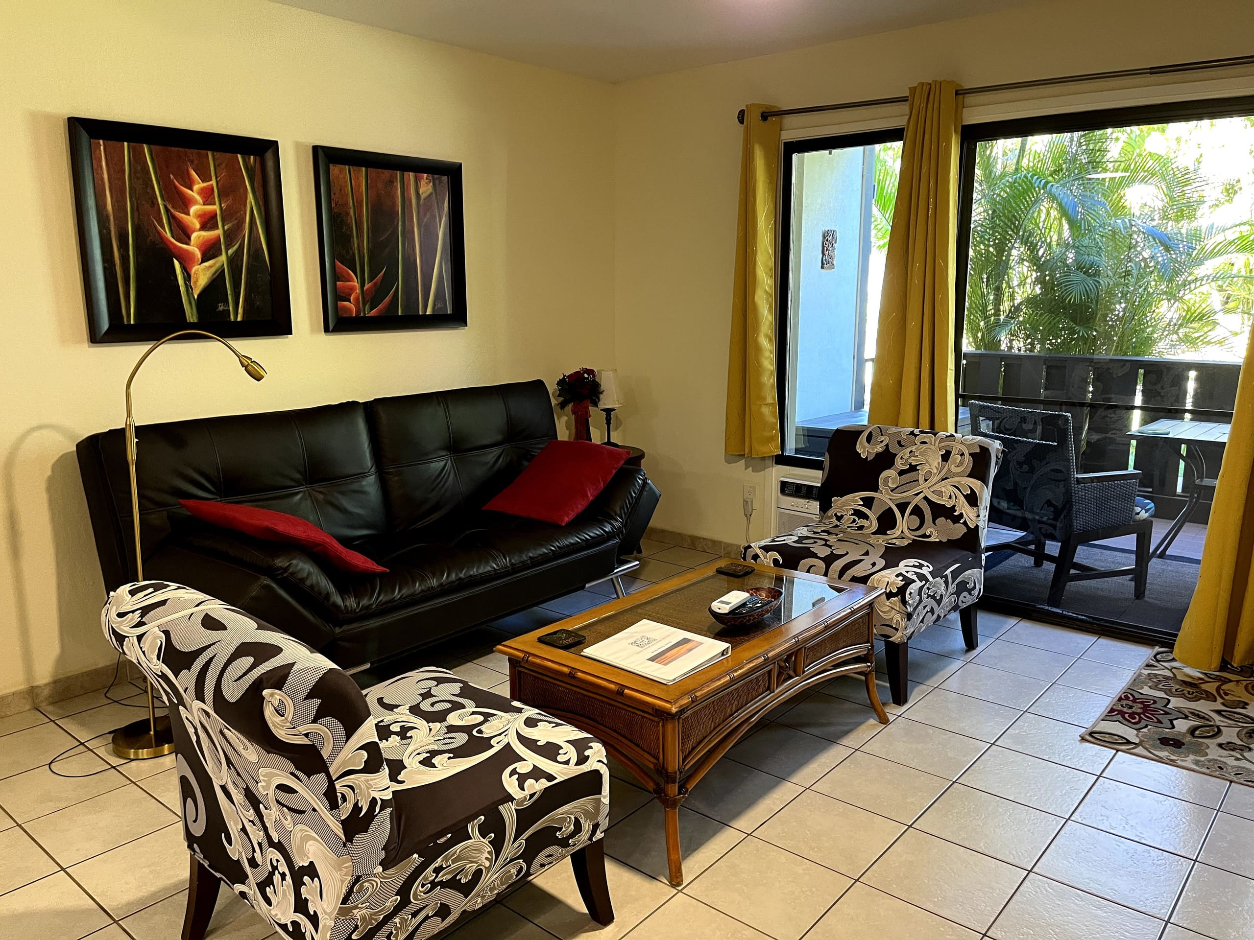 Condo in Kihei · ★4.94 · 1 bedroom · 2 beds · 1 private bath - Image 11