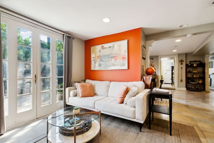 Spacious W/exotic Garden Patio Near Tulane - New Orleans, LA