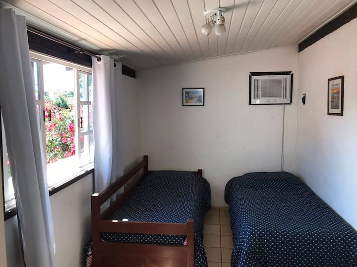 ROOM WITH TWIN  BEDS WITH POOL VIEW