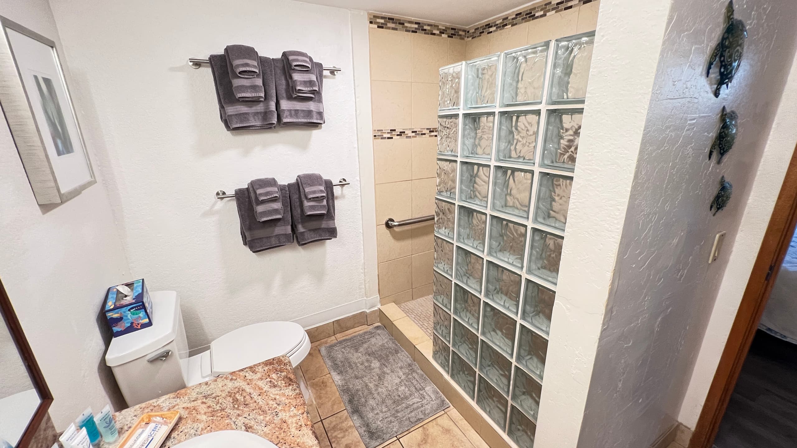 Condo in Koloa · ★4.9 · 2 bedrooms · 4 beds · 2 shared baths - Image 11
