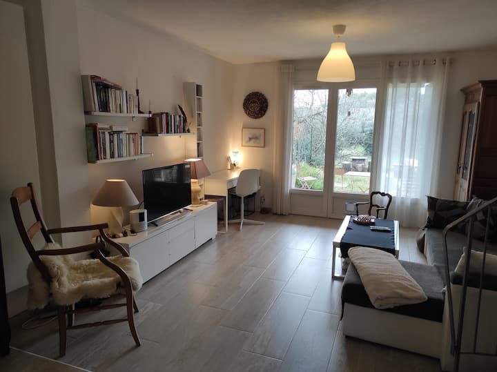 Maison Résidentielle  à 1km Du Centre Historique - Uzès