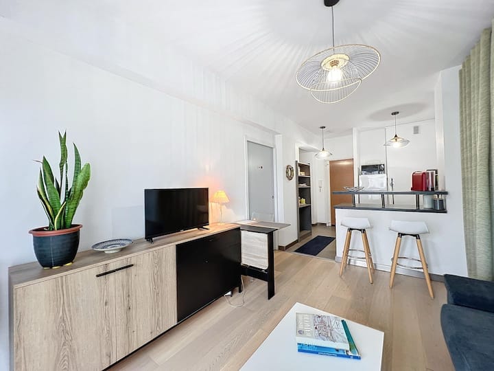 Centre Ville  Confortable Studio 30m2 Avec Parking - Ajaccio