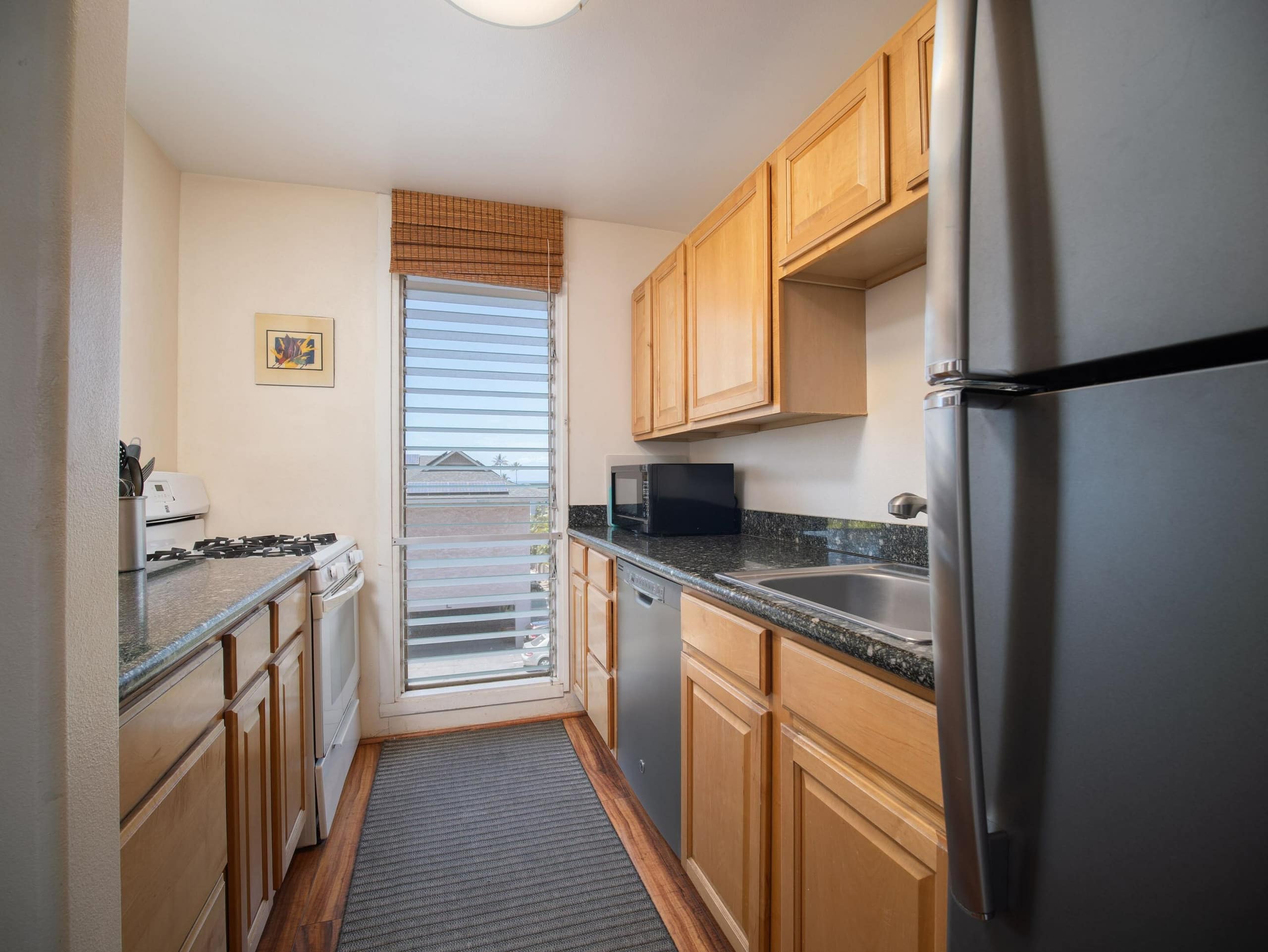 Condo in Kihei · ★4.8 · 2 bedrooms · 2 beds · 1 private bath - Image 6