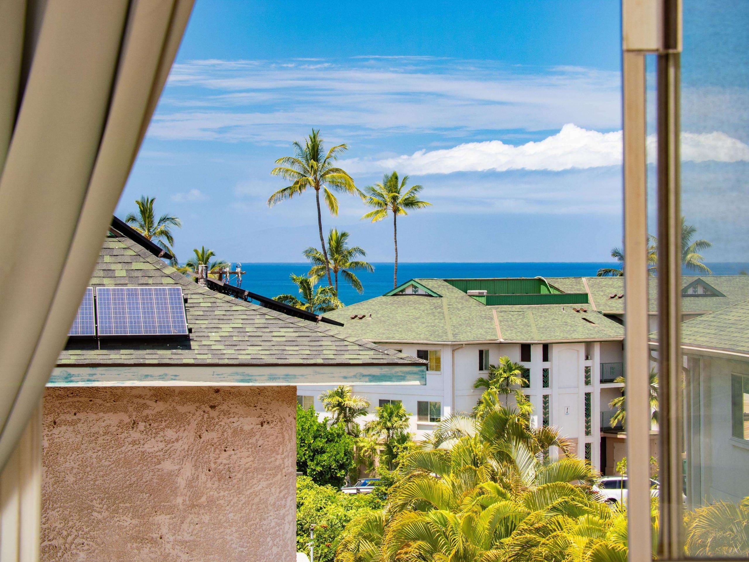 Condo in Kihei · ★4.8 · 2 bedrooms · 2 beds · 1 private bath - Image 11