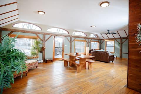 Spacious Loft with View