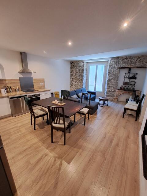 Apartment in the heart of the village