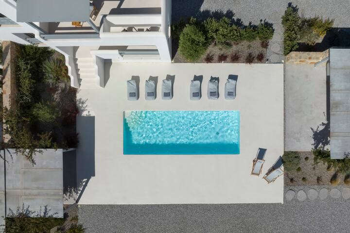 Villa Fryni, private pool & seaview by Naxos Dunes gallery image 4