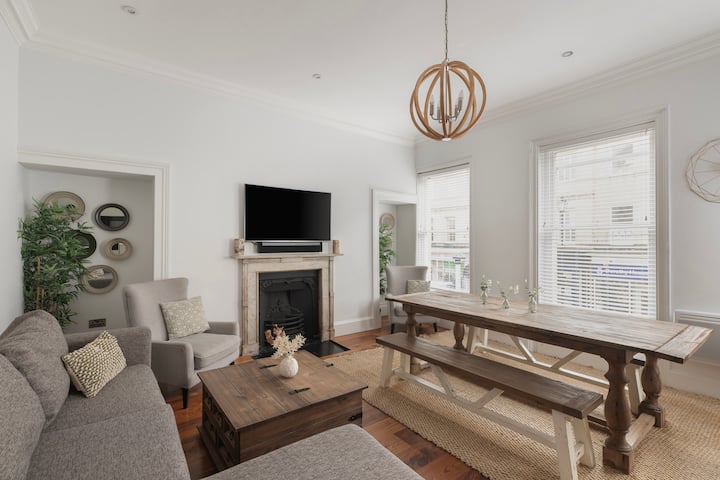 Stunning 5 bed Luxury Home - Pulteney Bridge, Bath