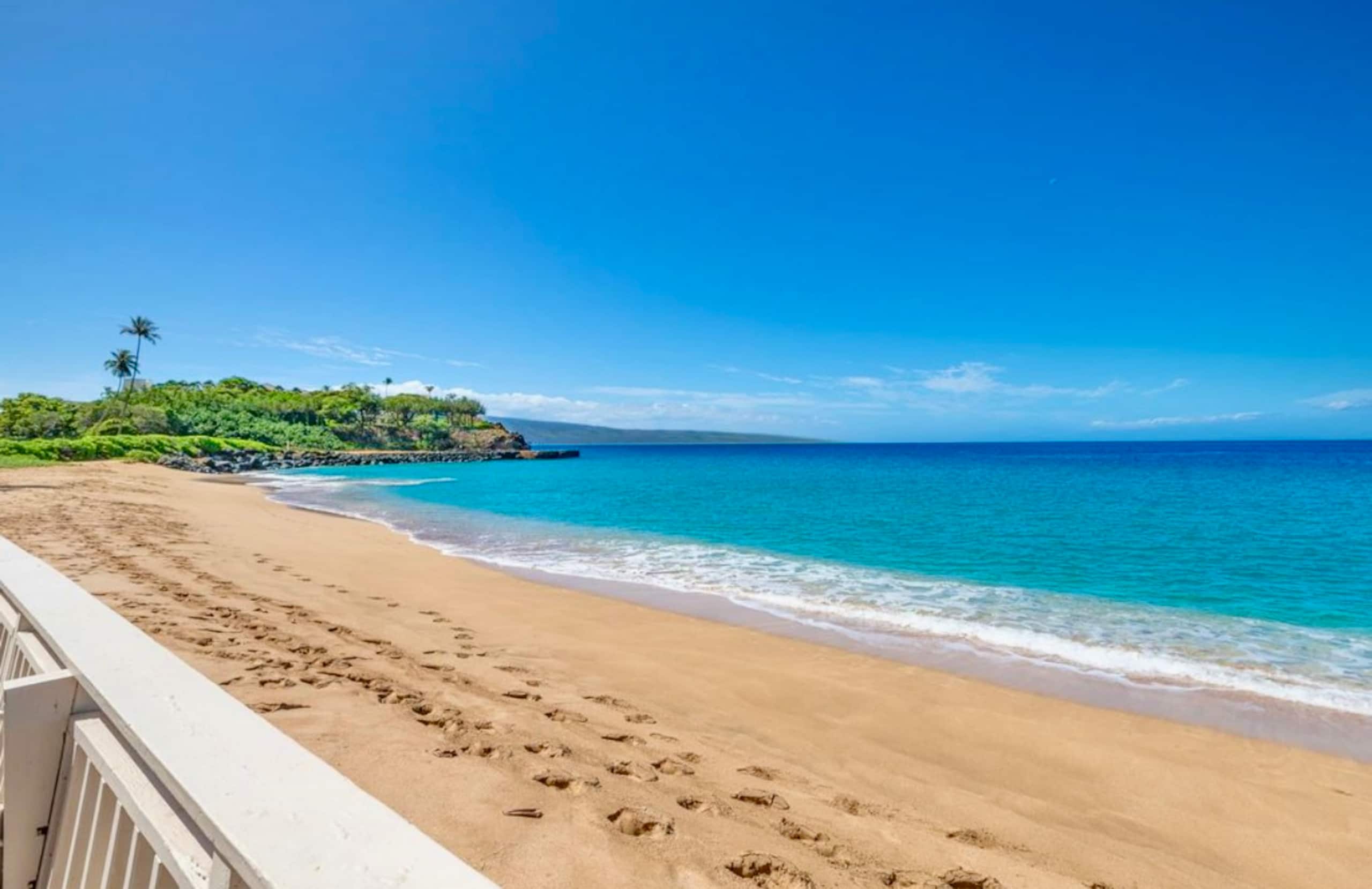 Condo in Lahaina · ★4.95 · Studio · 2 beds · 1 bath - Image 60