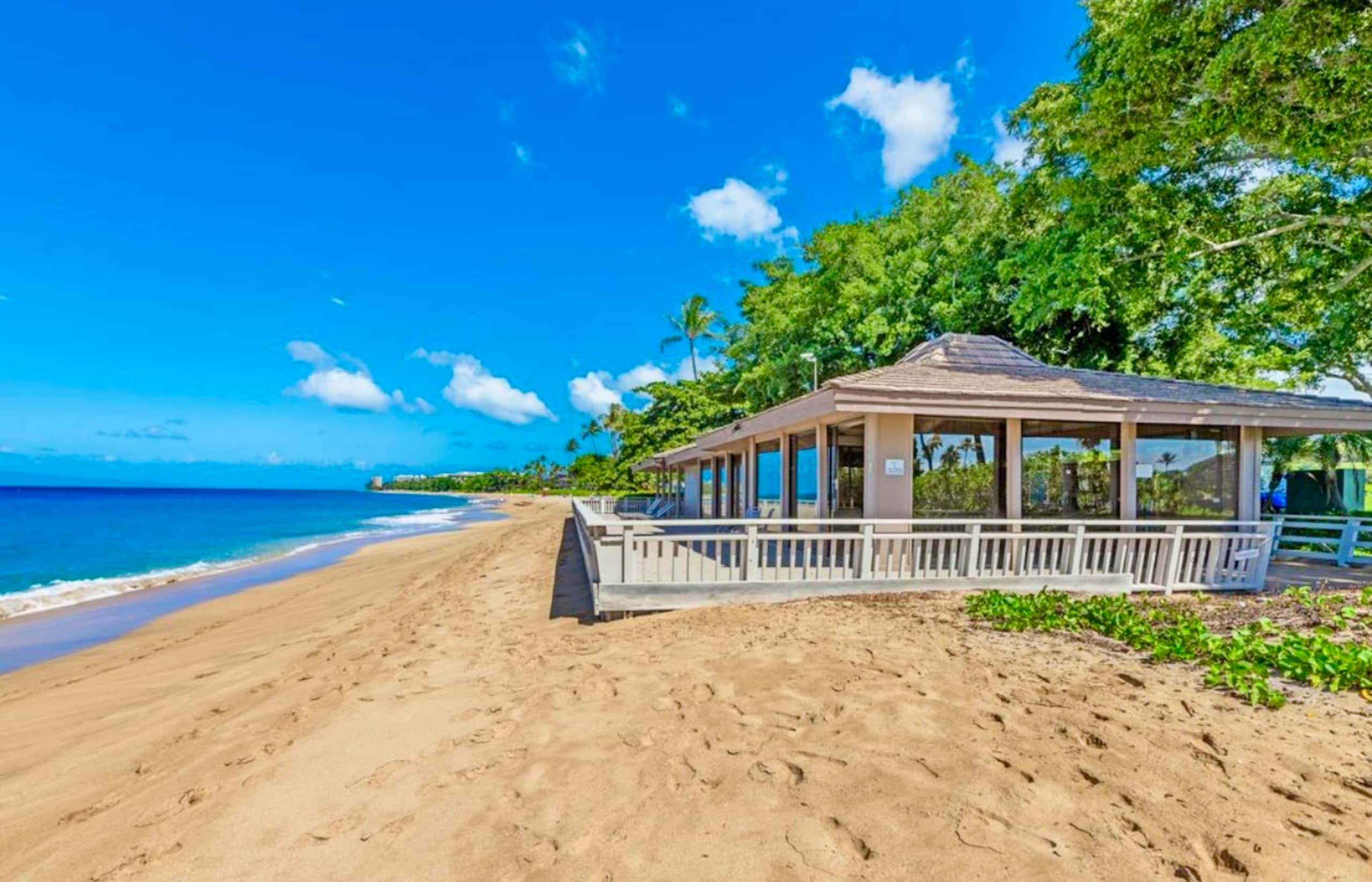 Condo in Lahaina · ★4.95 · Studio · 2 beds · 1 bath - Image 57