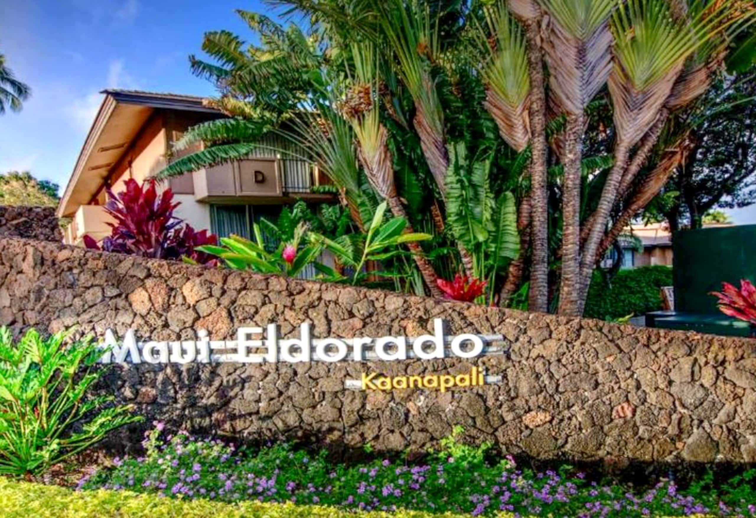 Condo in Lahaina · ★4.95 · Studio · 2 beds · 1 bath - Image 38