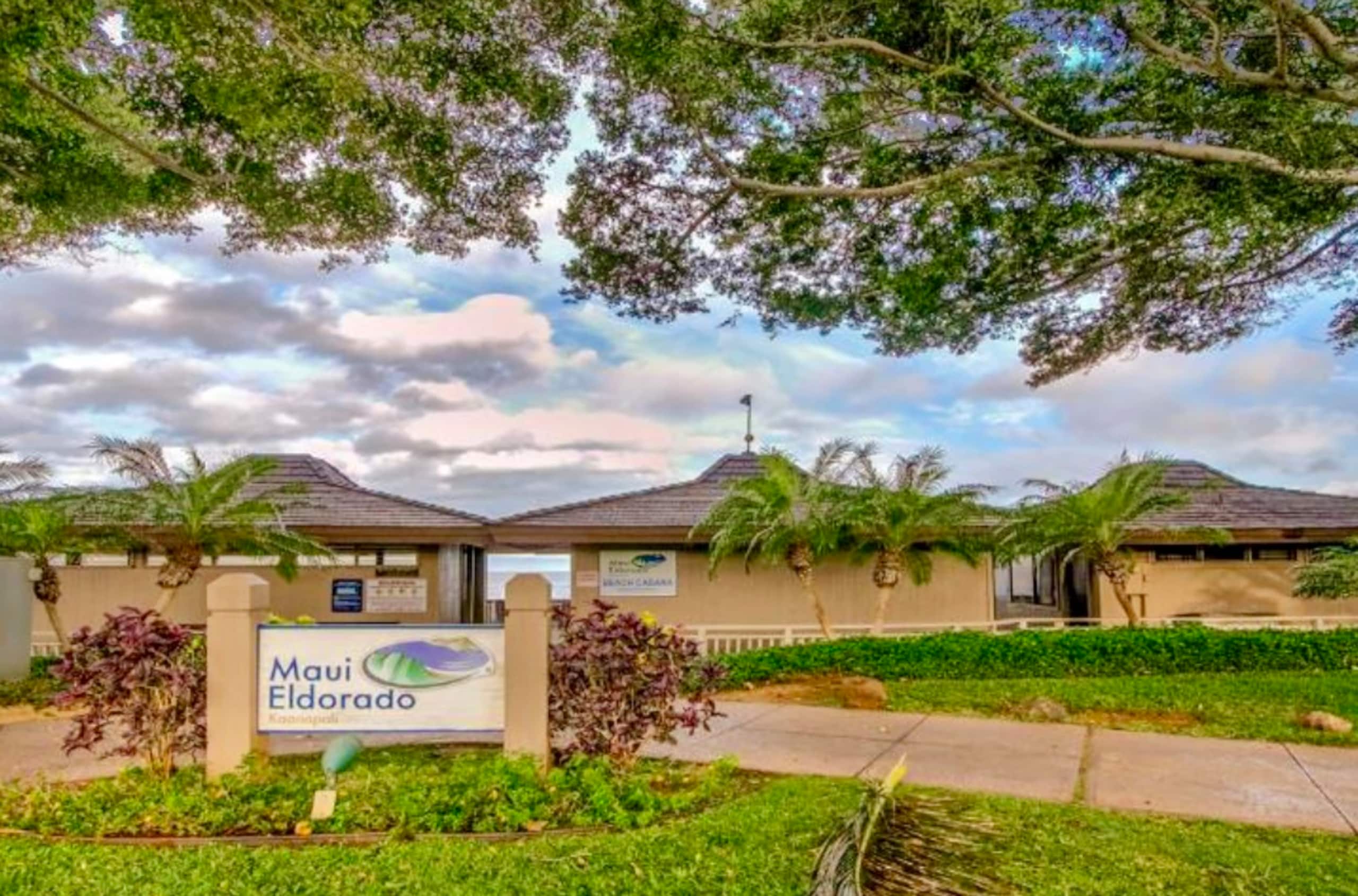 Condo in Lahaina · ★4.95 · Studio · 2 beds · 1 bath - Image 37