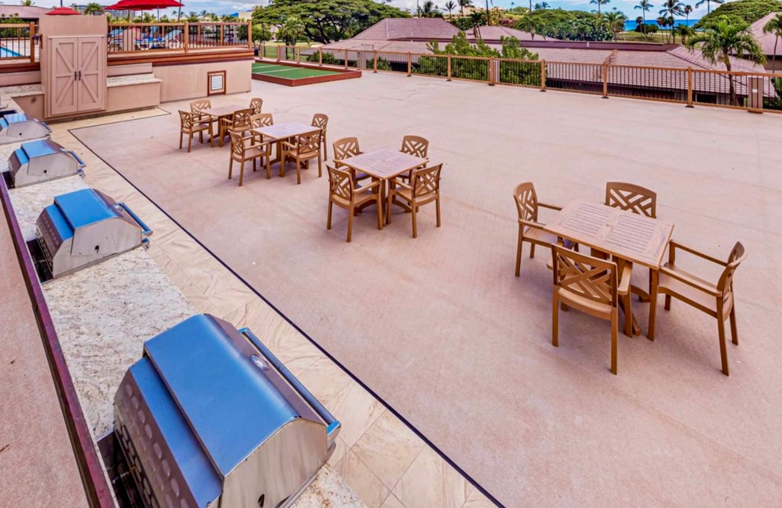 Condo in Lahaina · ★4.95 · Studio · 2 beds · 1 bath - Image 43
