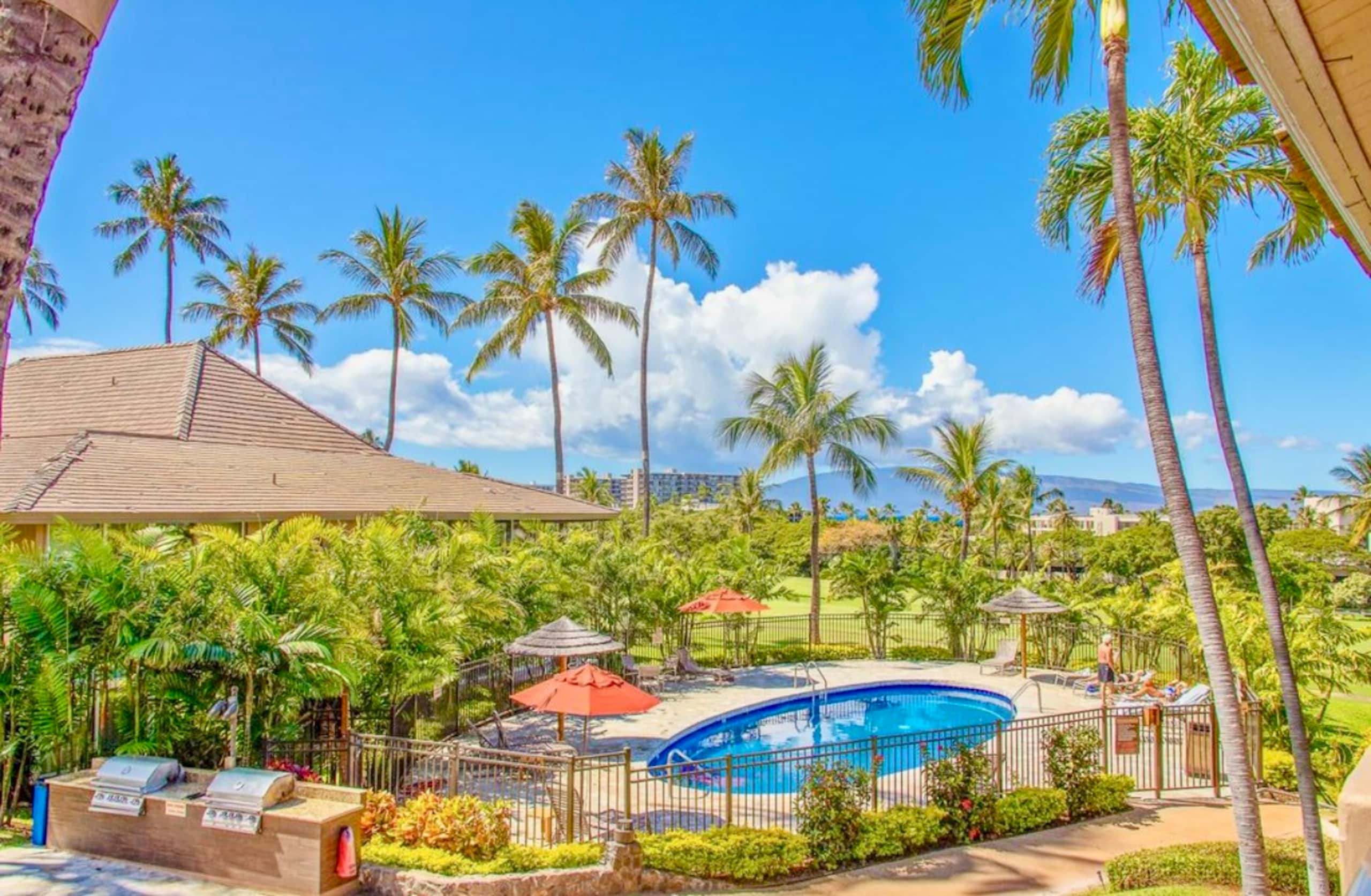 Condo in Lahaina · ★4.95 · Studio · 2 beds · 1 bath - Image 54
