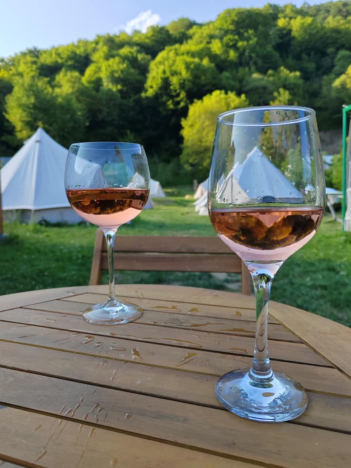 მისაღები სივრცე