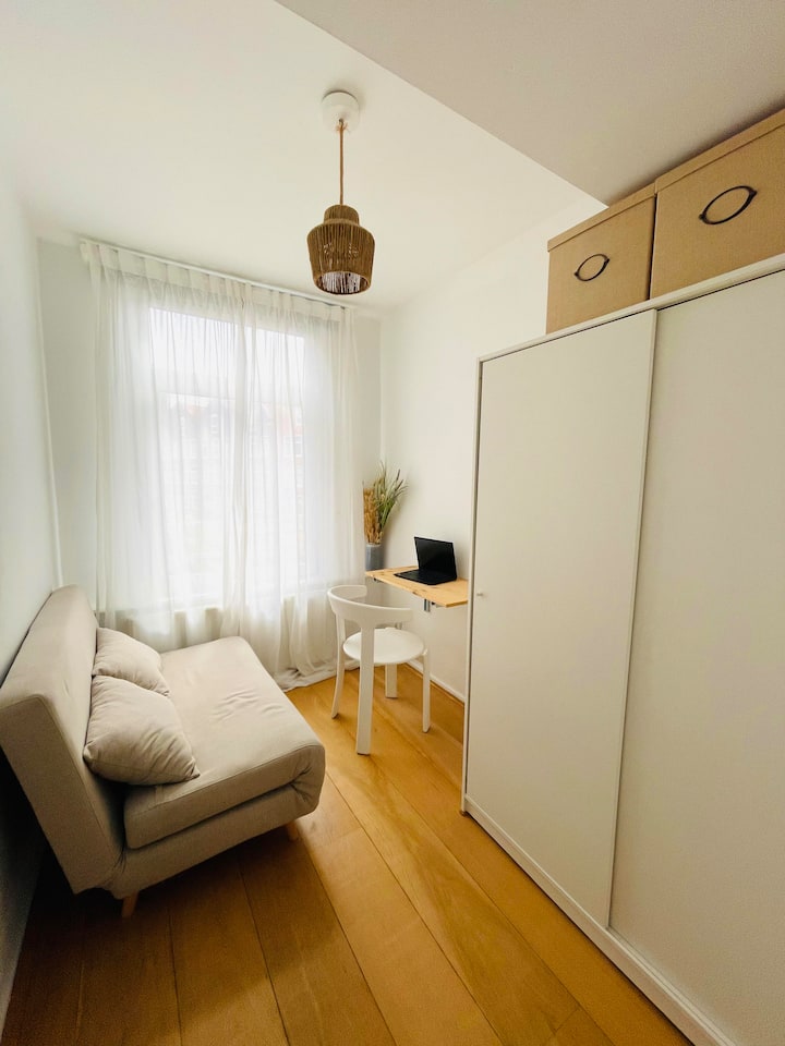 غرفة النوم 2