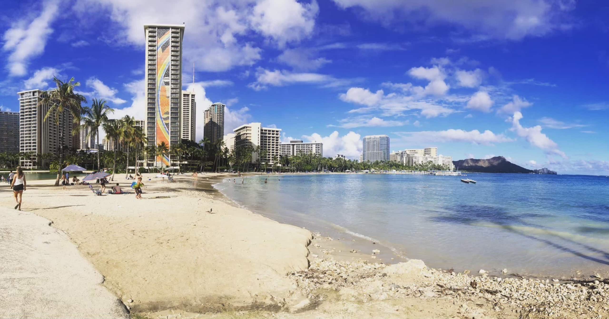 Condo in Honolulu · ★4.65 · 1 bedroom · 2 beds · 1 private bath - Image 21