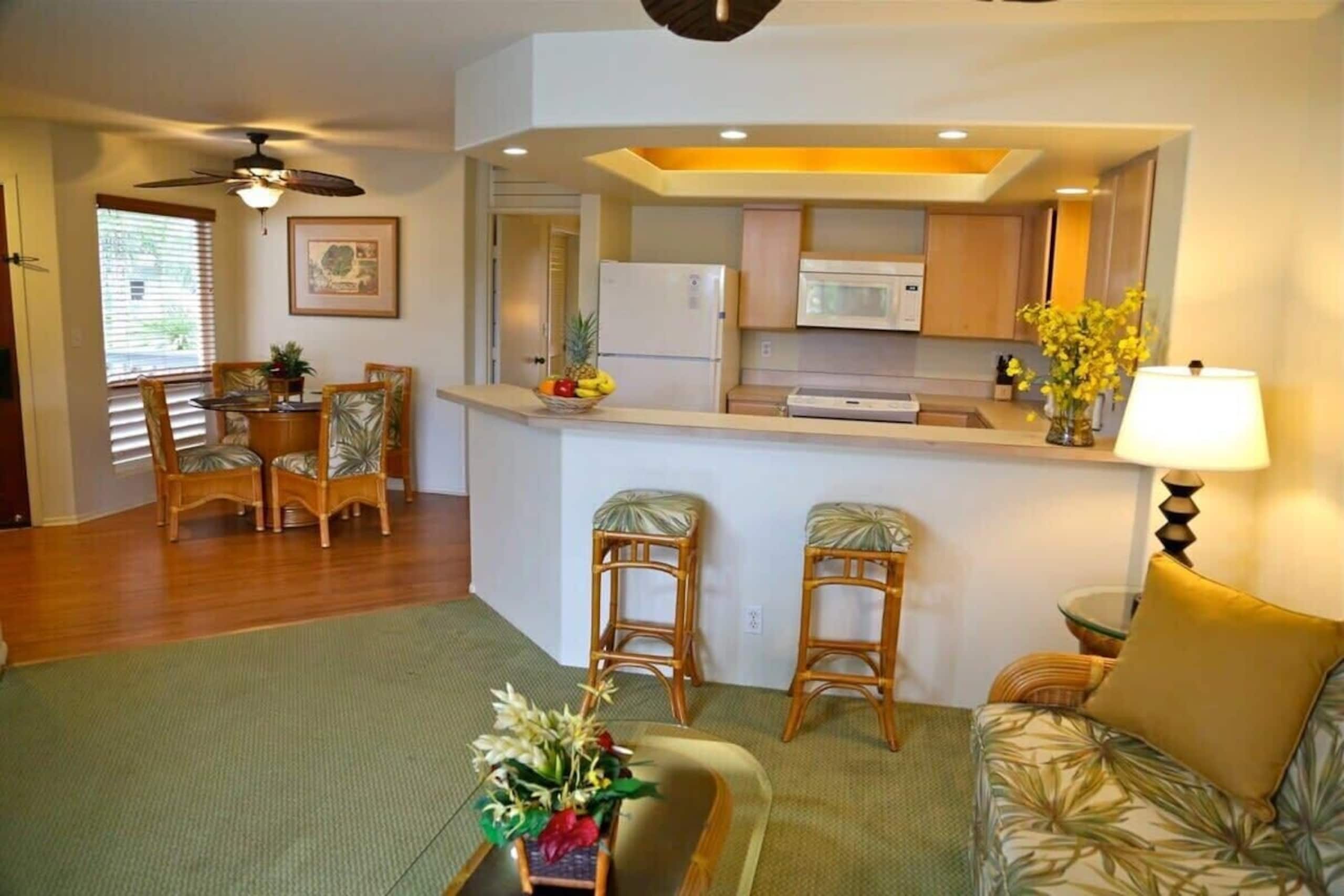 Condo in Princeville · ★4.74 · 2 bedrooms · 2 beds · 2 private baths - Image 10