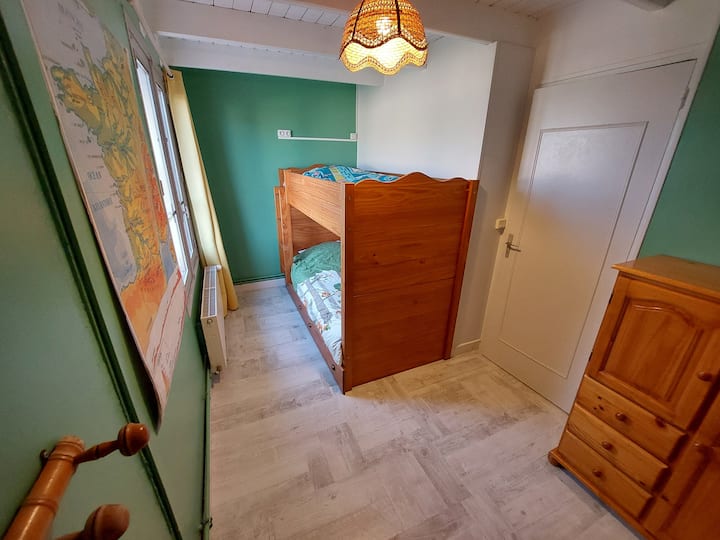 საძინებელი 3