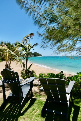 Ocean Views 2 Bedroom – 100 Foot Wave Getaways