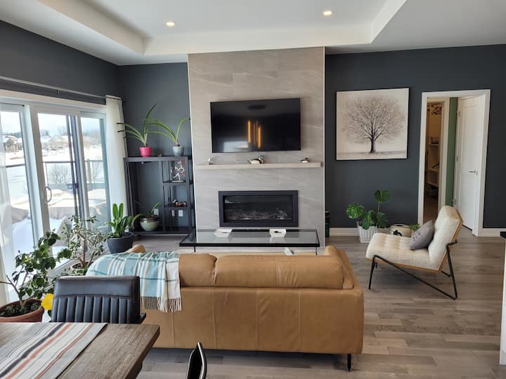 Riverfront - Retraite De 4 Chambres Pour 4 Saisons - Casselman