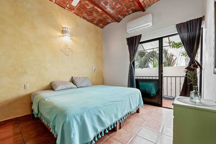 غرفة النوم 2