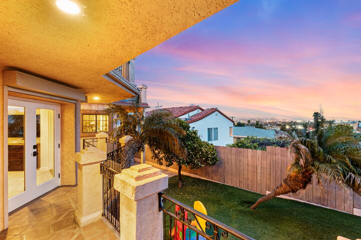 ☆🏘 Breathtaking 180º Views 🏝Hot Tub🏝 5☆ Reviews gallery image 5