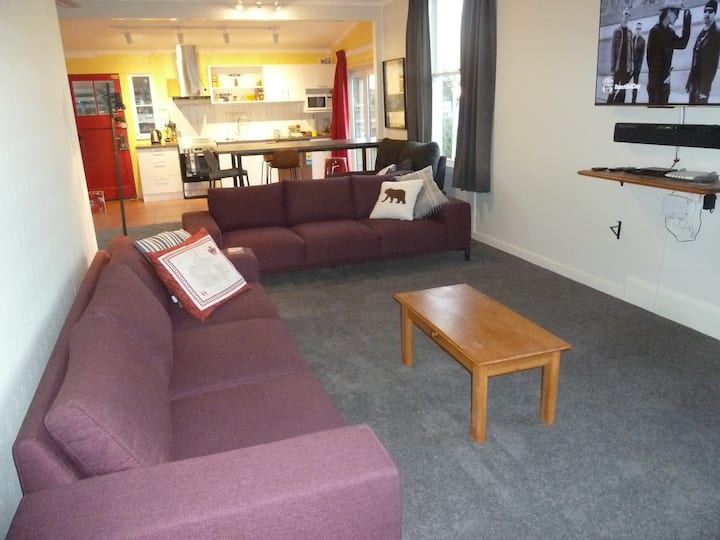 Delightful 2 -Bedroom Railway Cottage  "Kune Bach" - Ruapehu
