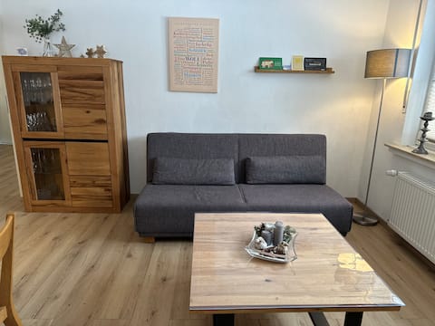 Top Airbnb: Vacation home in Hochsauerland | Hot tub & alpacas in Meschede