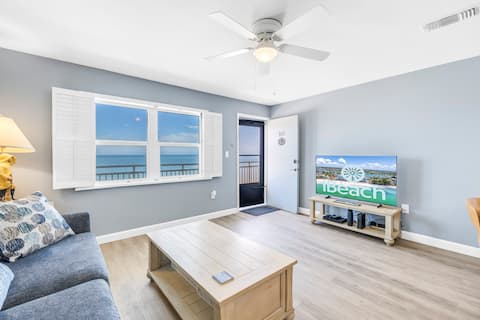 Top performing Airbnb: Ocean + Pool Views | Beachfront, Music + Food #305 in Treasure Island