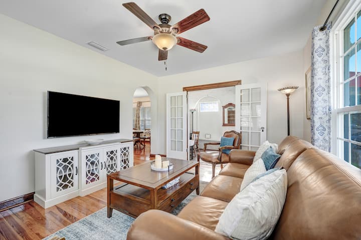 Beautiful Historic 1926 Home 
"La Casita" - Titusville