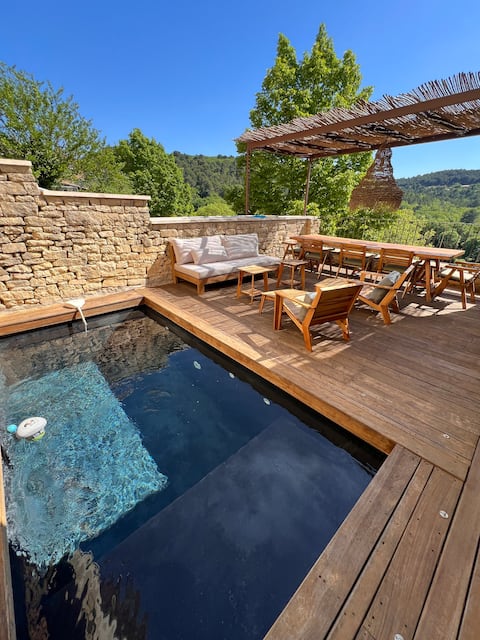 Casaroca: charm in Provence, quiet, view, pool
