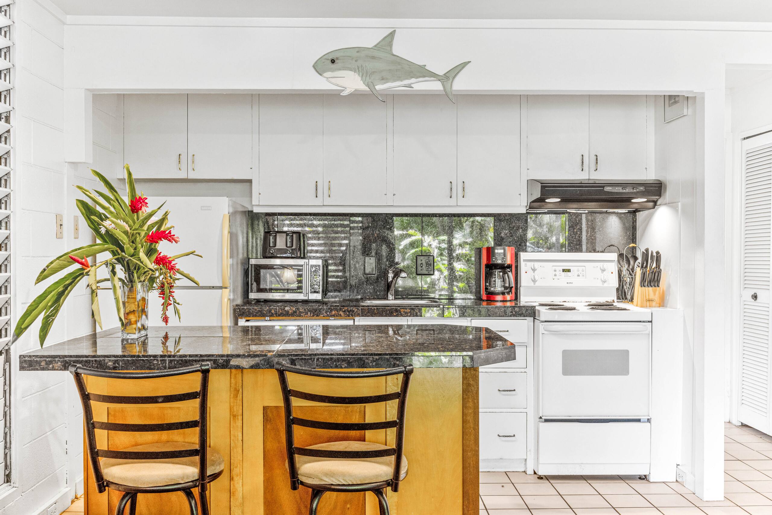 Condo in Lahaina · ★4.67 · 1 bedroom · 2 beds · 1 bath - Image 61