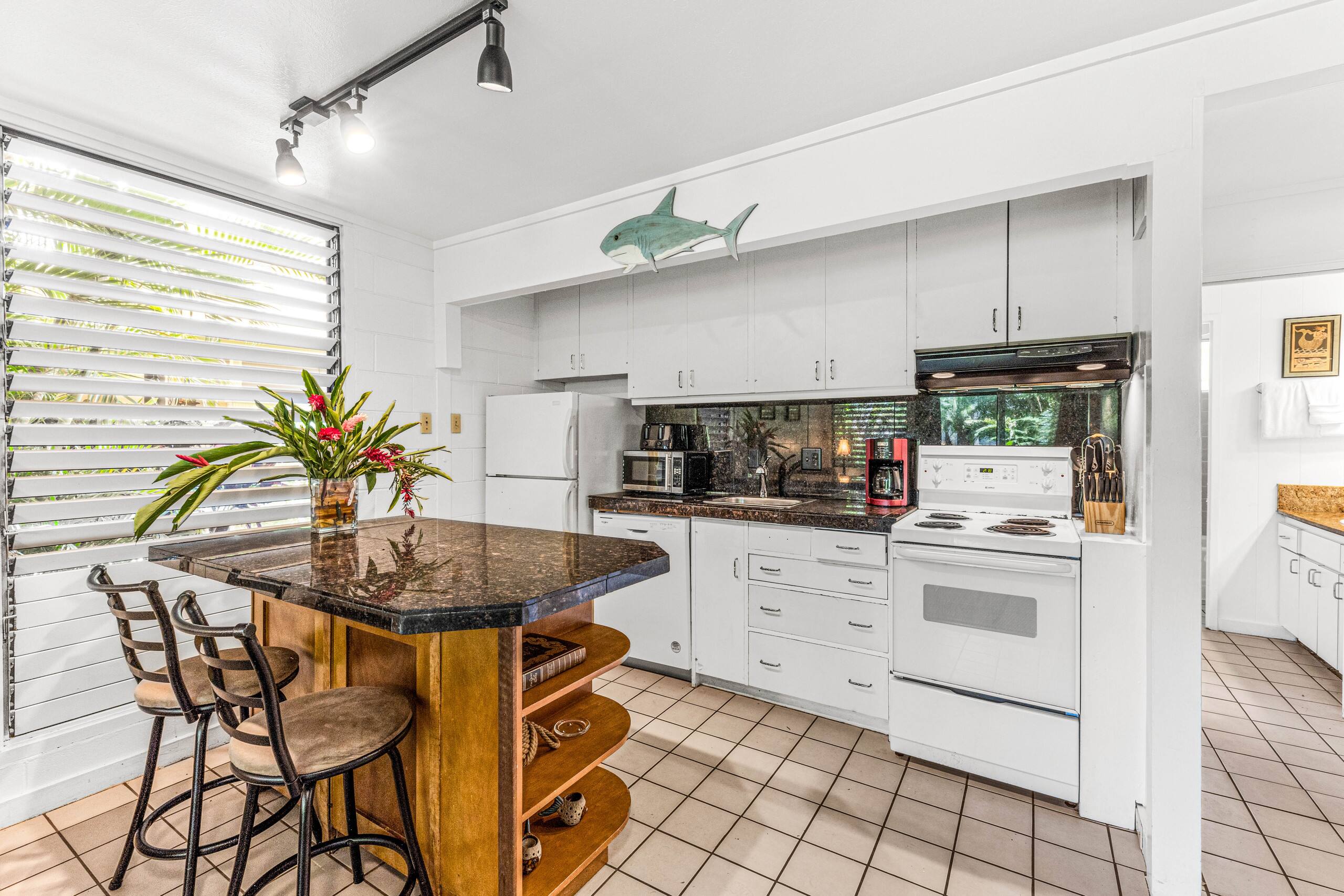 Condo in Lahaina · ★4.67 · 1 bedroom · 2 beds · 1 bath - Image 49