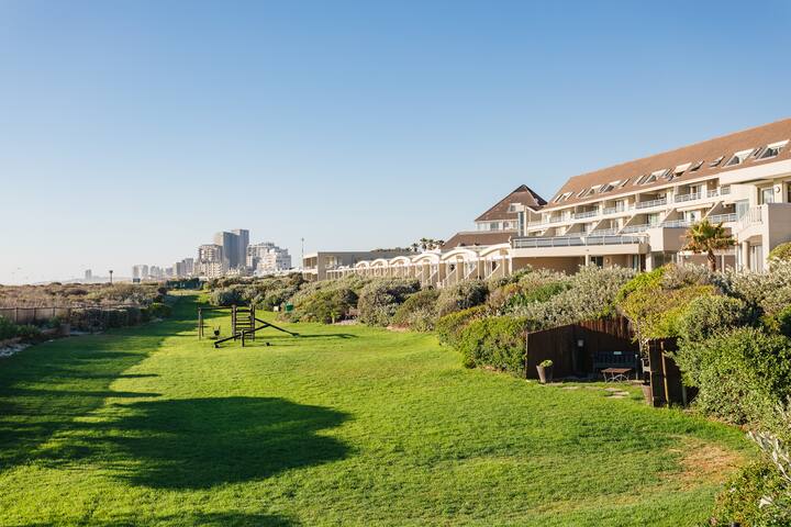 Luxe Cabana direct aan het strand gallery image 2