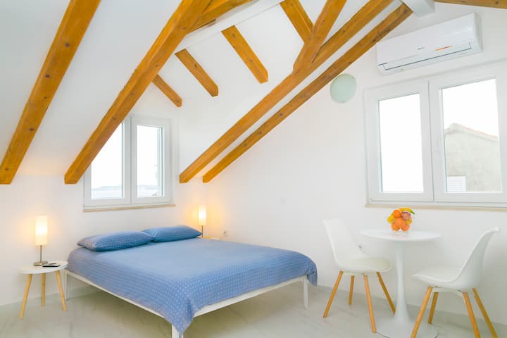 Beautiful Sea View Studio Apartment Zeno: Suits 2 - Korčula
