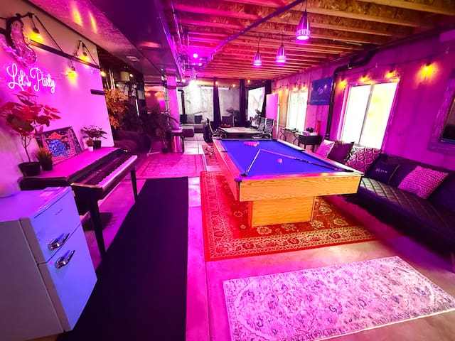 RiNo Party Palace: Game Room, Hot Tub & Theater gallery image 4