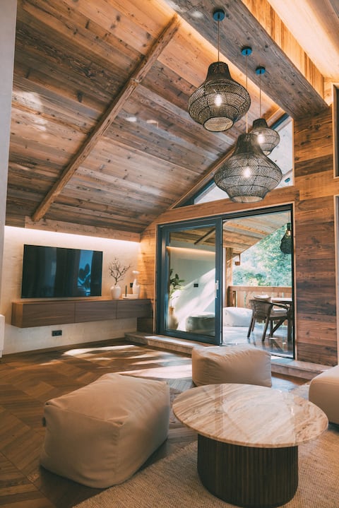 Top performing Airbnb: Art of Chalet Alpi in Grainau