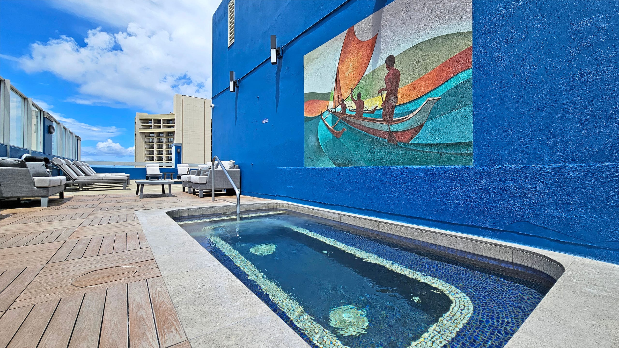 Condo in Honolulu · ★4.66 · 1 bedroom · 2 beds · 1 private bath - Image 34