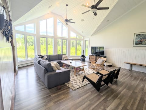 Secluded Retreat on 22 Acres - Ponds, Hot Tub, A/C