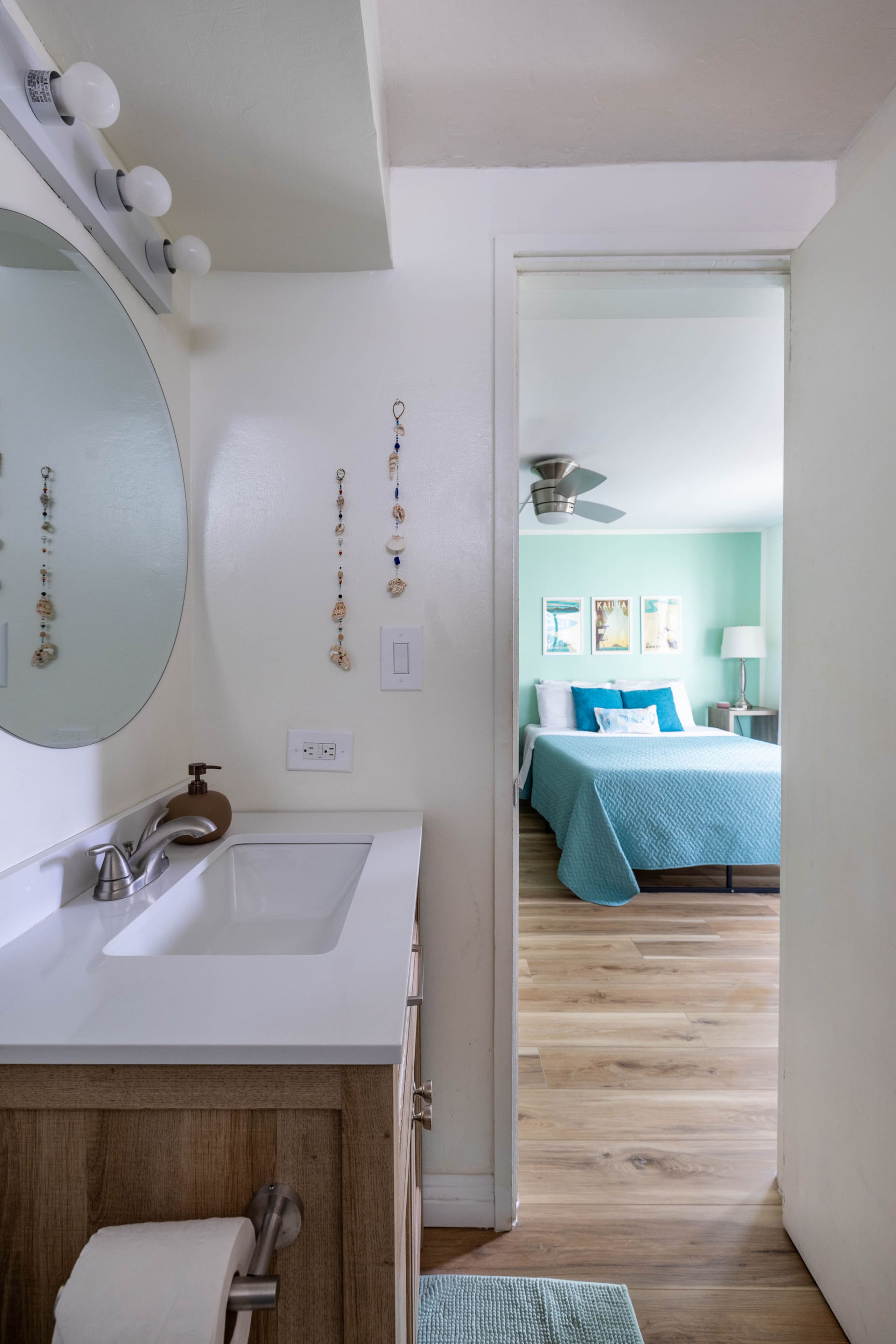 Condo in Honolulu · ★4.91 · Studio · 2 beds · 1 private bath - Image 15