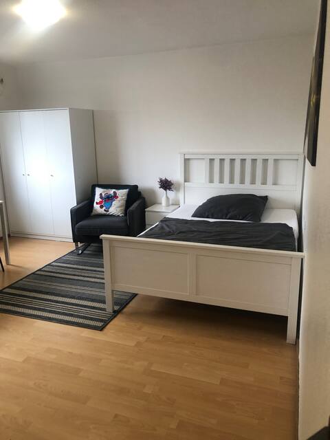 Apartment (6) at Stuttgart Airport / Messe