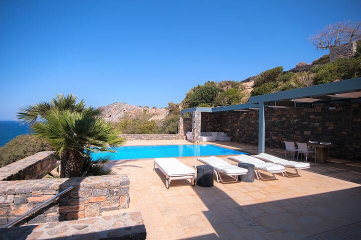 Seafront Villa Blue Breeze, Crete, Mirabello Bay gallery image 4