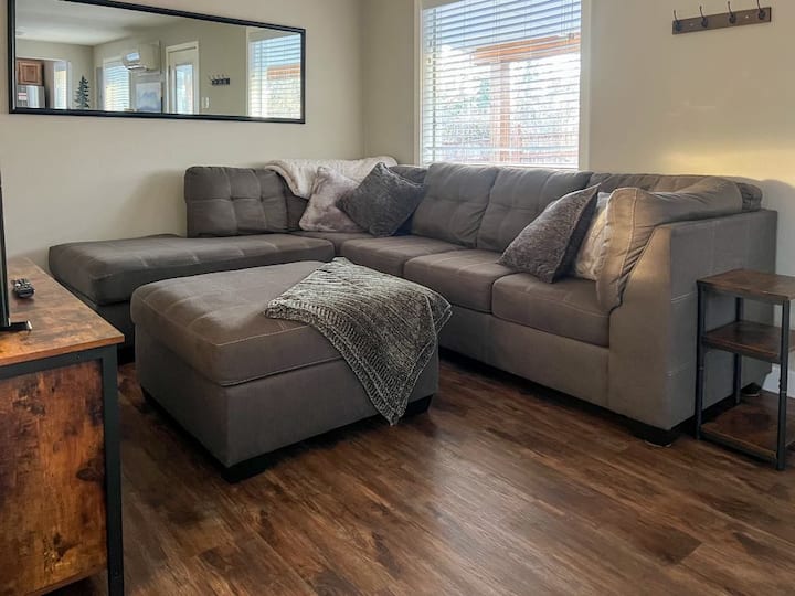 Relaxing Castle Rock Home W/ Fenced Yard Near Town - Castle Rock, WA