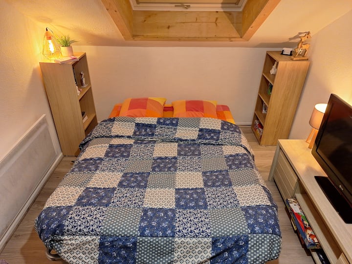 Confort absolu pour des nuits paisibles au cœur des Pyrénées. Parce que bien dormir, c’est aussi faire partie des vacances réussies. 