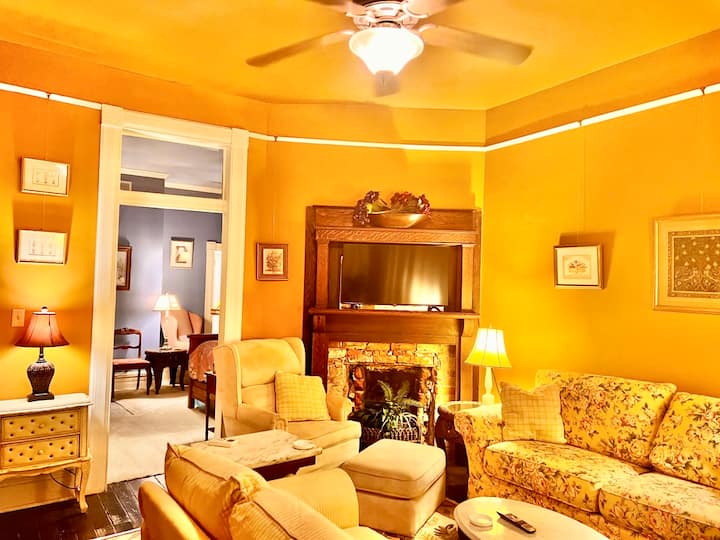 East Lake Suite - Danville Furnished Apartment - Danville, VA