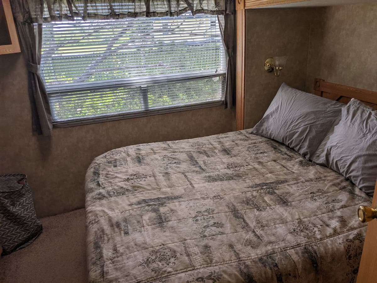 RV living and dining area