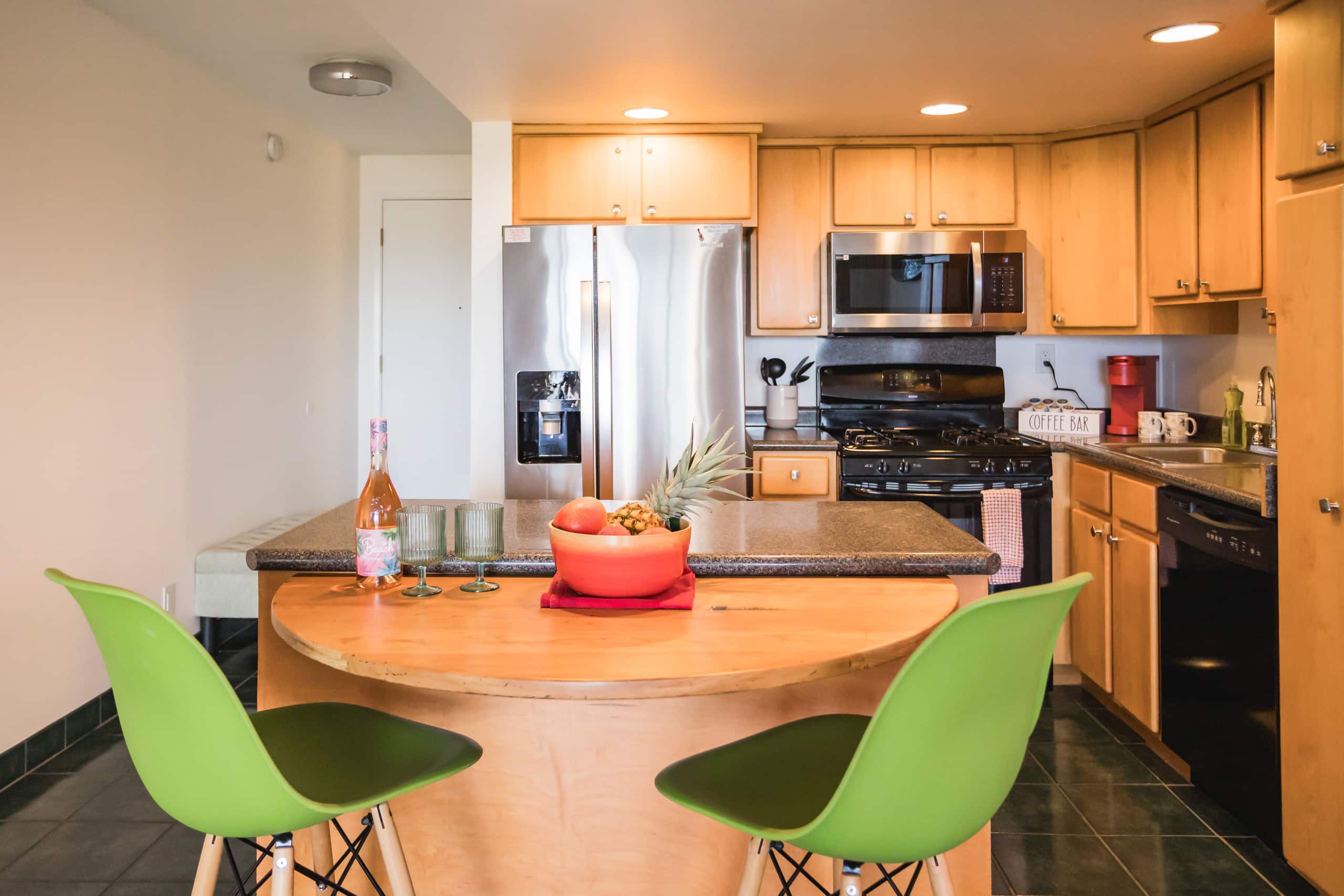 Condo in Kihei · ★4.97 · 1 bedroom · 2 beds · 1 bath - Image 9