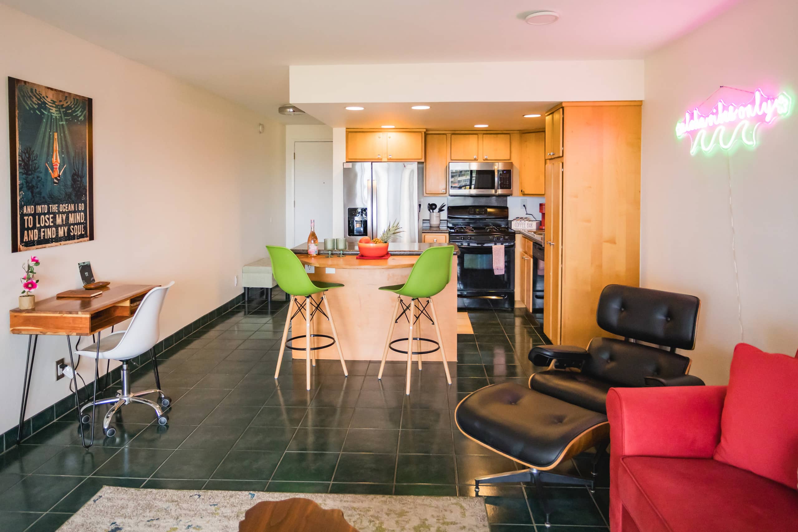 Condo in Kihei · ★4.97 · 1 bedroom · 2 beds · 1 bath - Image 6