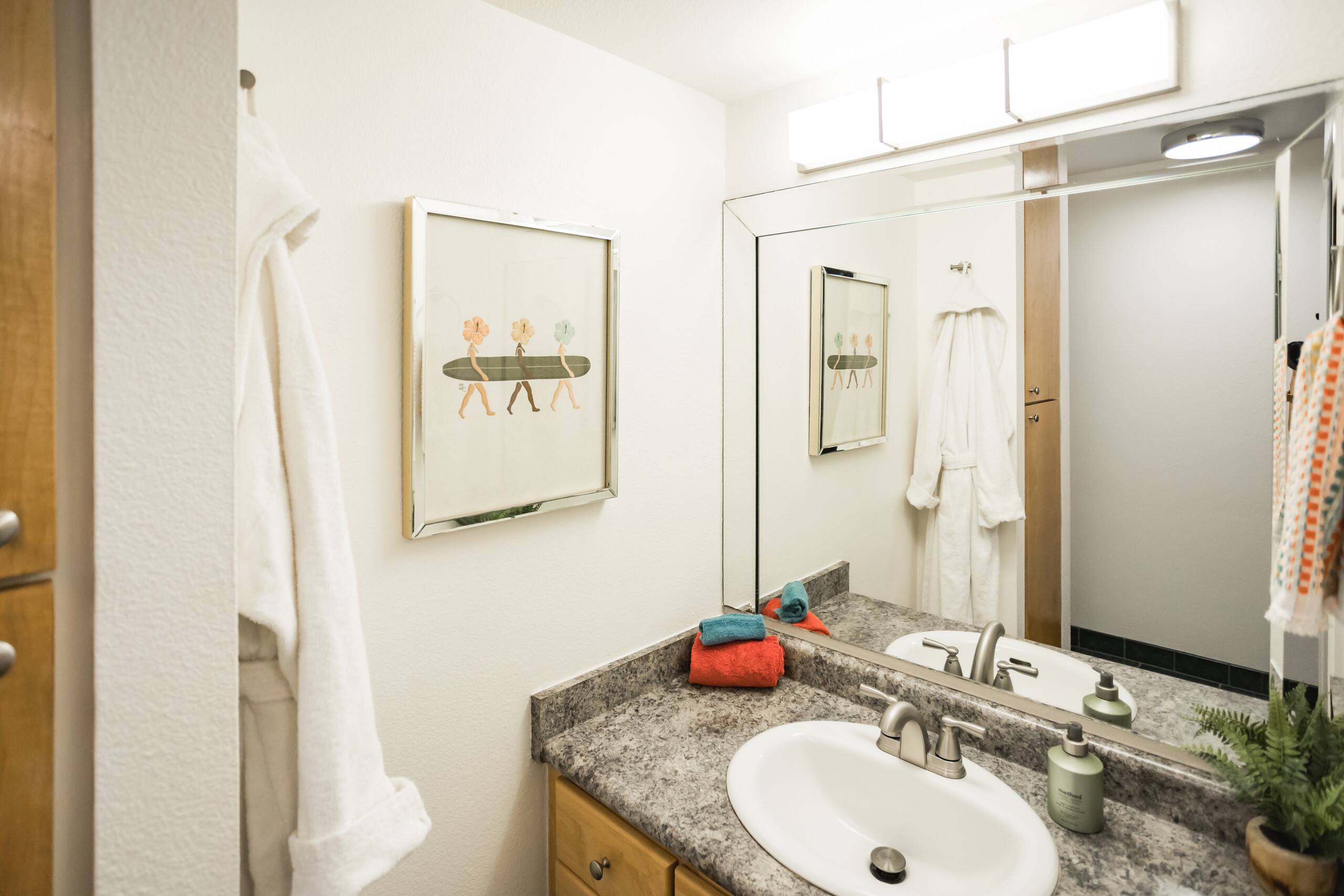 Condo in Kihei · ★4.97 · 1 bedroom · 2 beds · 1 bath - Image 23